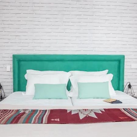 Plum Guide - The Golden Son Apartman Lisboa